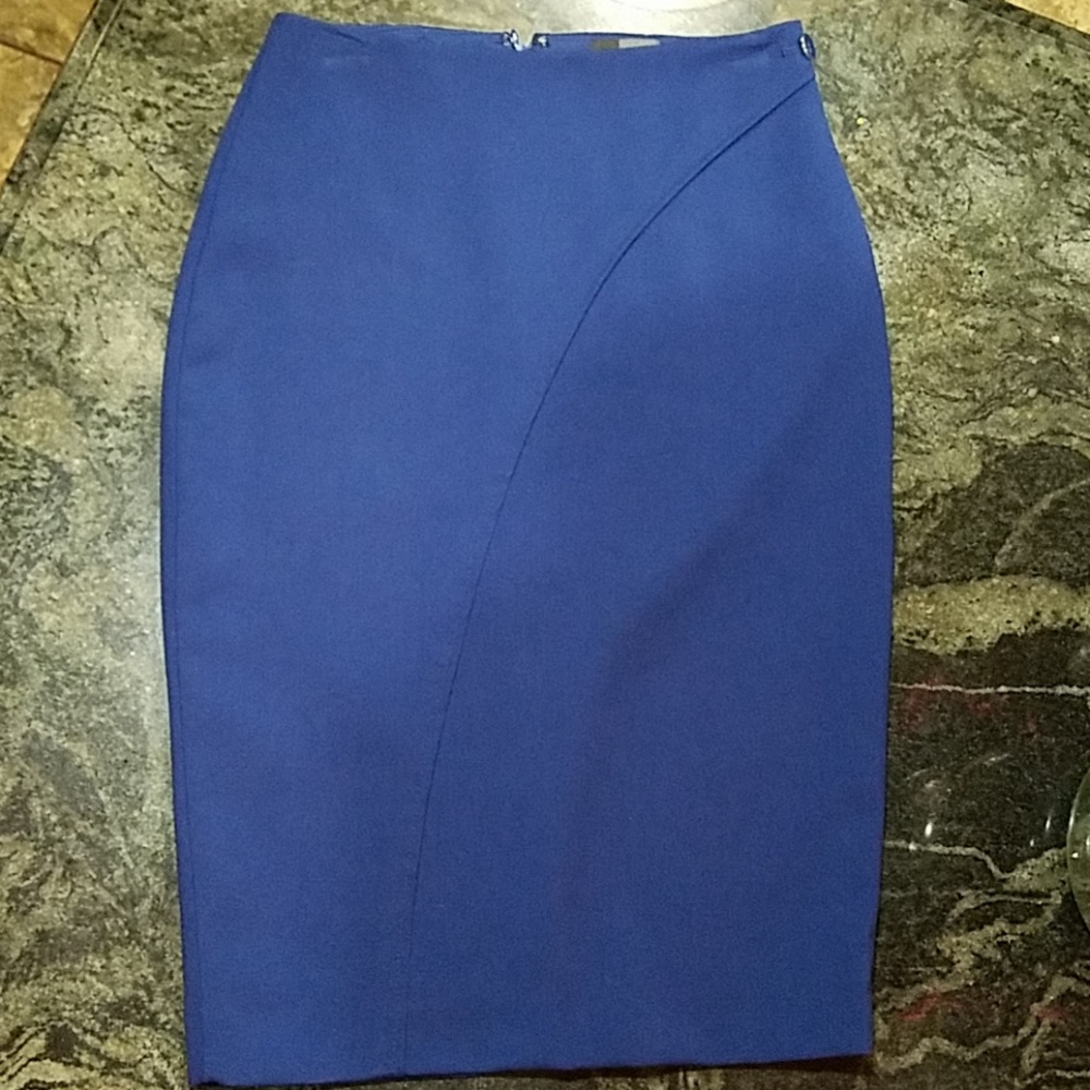 THE LIMITED NAVY BLUE SKIRT